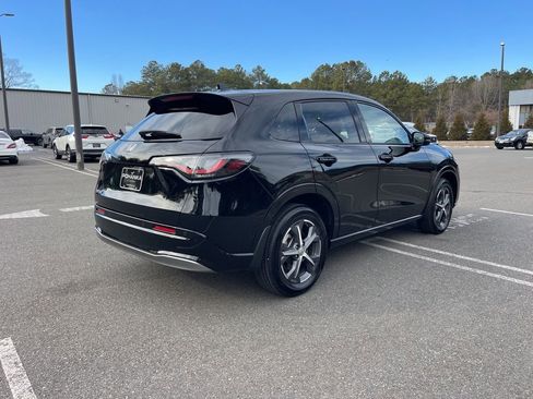 Certified 2025 Honda HR-V EX-L image 8