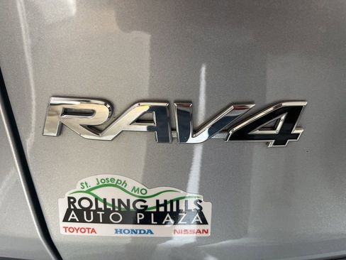 Used 2019 Toyota RAV4 XLE w/ Convenience Package AWD/4WD image 45