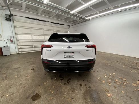 Used 2024 Chevrolet Blazer EV RS image 5