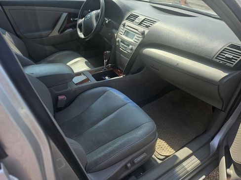 Used 2009 Toyota Camry XLE image 3