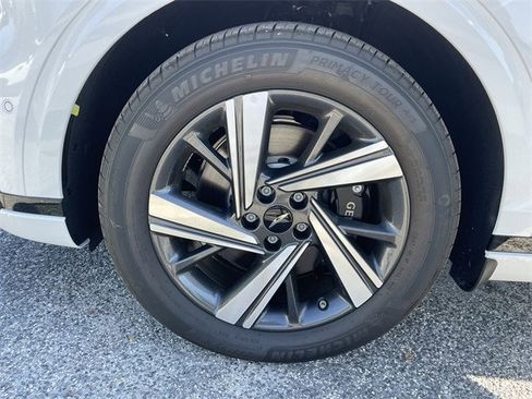 New 2026 Genesis GV70 3.5T Sport Advanced image 32