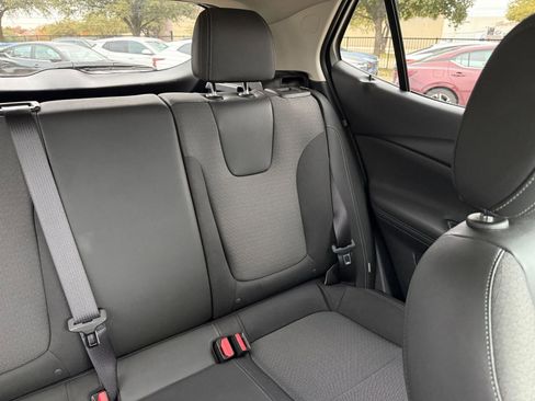 Used 2025 Buick Encore GX Preferred image 37