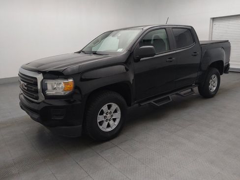 Used 2020 GMC Canyon 2WD Crew Cab w/ Convenience Package image 2