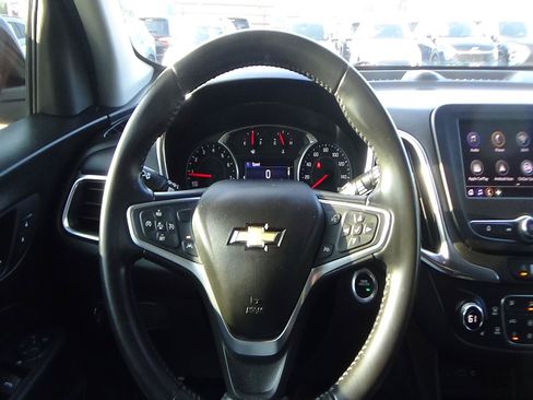 Used 2022 Chevrolet Equinox LT FWD image 20