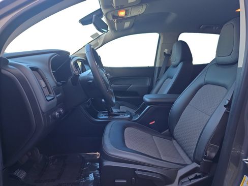 Used 2020 Chevrolet Colorado Z71 AWD/4WD image 12