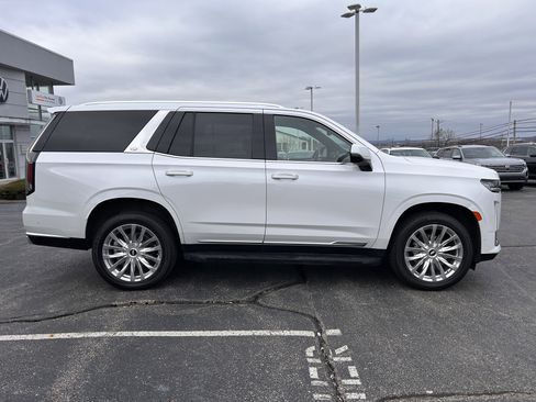 Used 2021 Cadillac Escalade Premium Luxury image 8