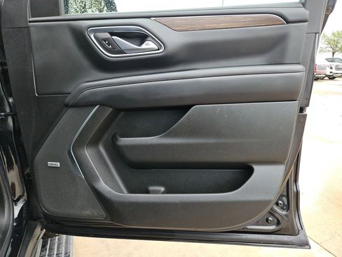 Certified 2022 Chevrolet Tahoe High Country AWD/4WD image 29
