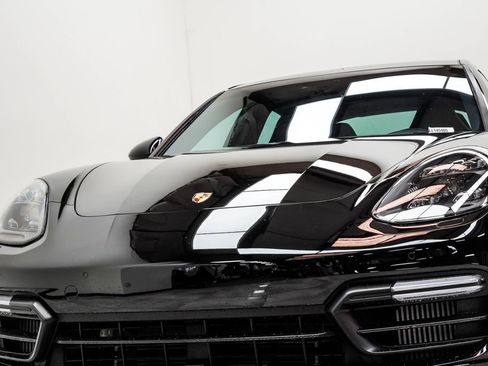 Used 2020 Porsche Panamera GTS w/ Premium Package Plus image 2