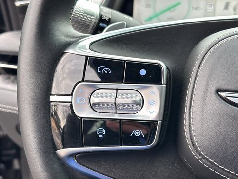 Used 2024 Genesis G90 3.5T image 26