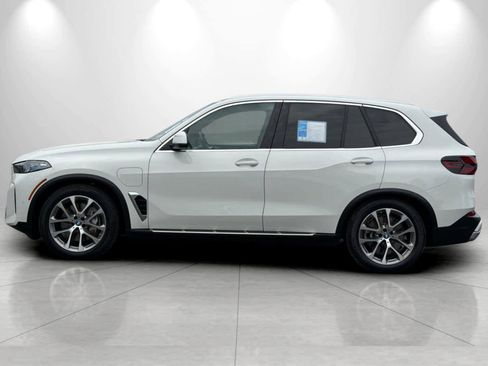 Used 2025 BMW X5 xDrive50e w/ Climate Comfort Package AWD/4WD image 5