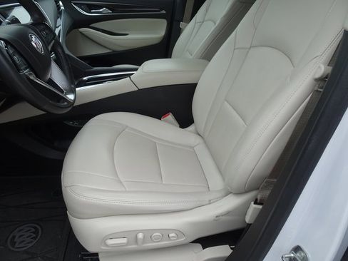 Used 2022 Buick Enclave Premium w/ Experience Buick Package image 7