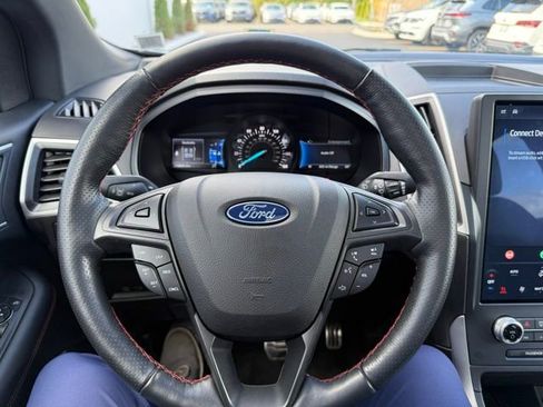 Used 2022 Ford Edge ST-Line image 12