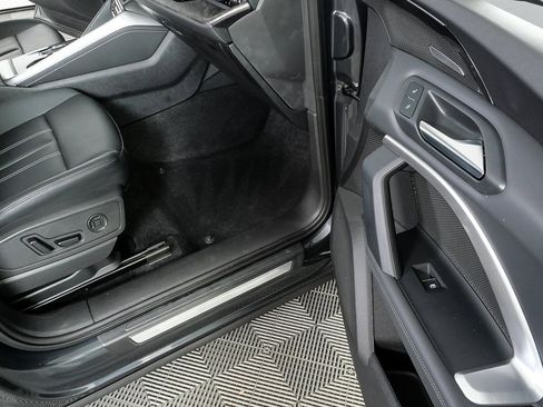 Certified 2025 Audi Q5 Premium Plus w/ Premium Plus image 25