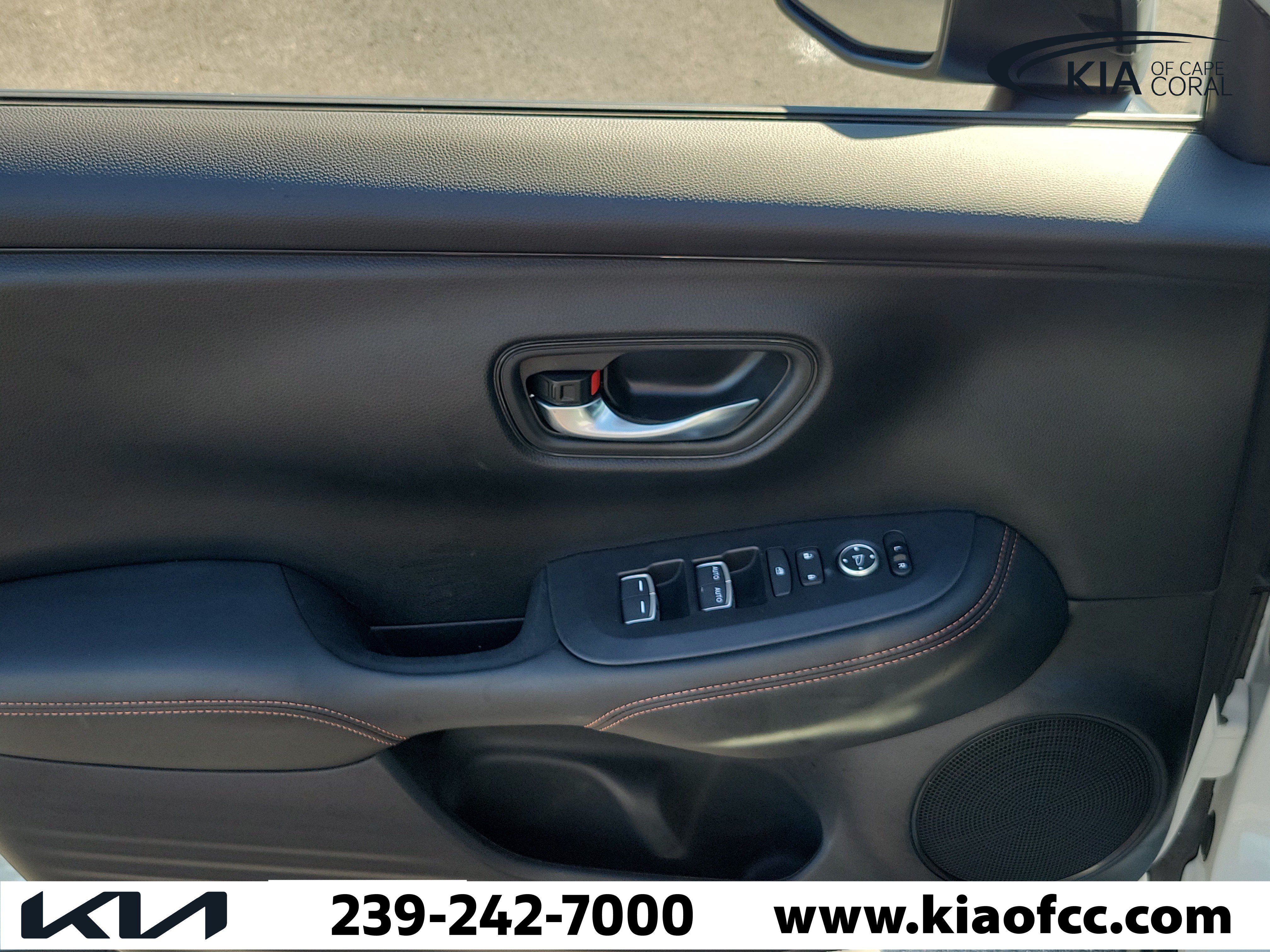 Used 2024 Honda HR-V Sport image 23