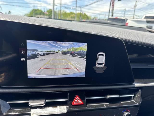 Used 2023 Kia Niro EX w/ EX Cold Weather Package FWD image 37