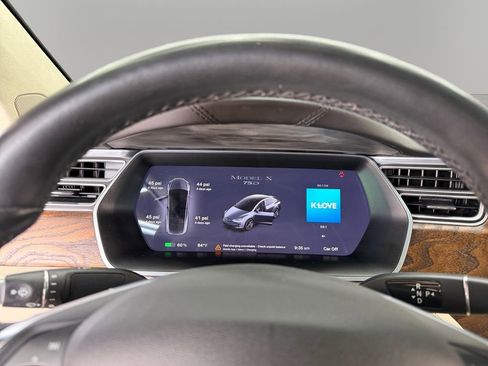 Used 2018 Tesla Model X 75D AWD/4WD image 30