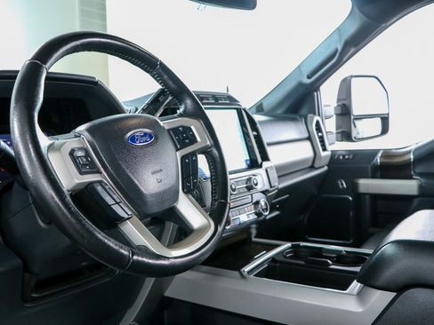 Used 2022 Ford F250 Lariat w/ Tremor Off-Road Package AWD/4WD image 24
