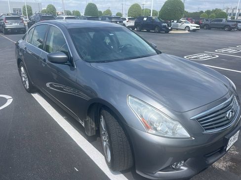 Used 2012 INFINITI G37 x Sedan w/ Premium Pkg AWD/4WD image 3