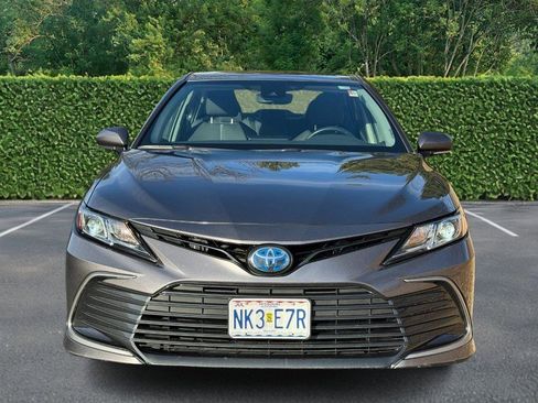 Used 2024 Toyota Camry LE image 7