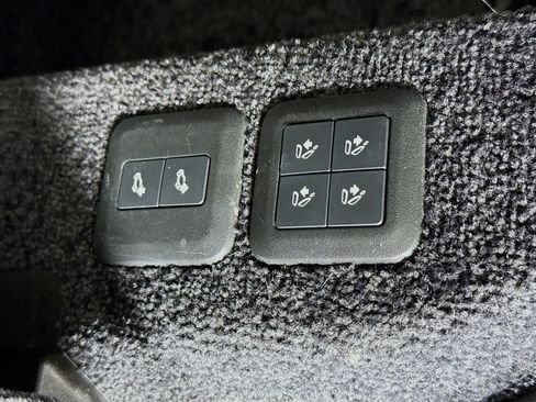 Used 2018 Land Rover Range Rover Supercharged AWD/4WD image 45
