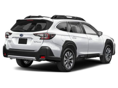 Used 2025 Subaru Outback Limited AWD/4WD image 5
