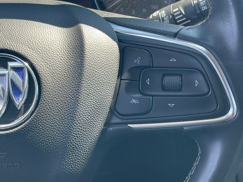 Used 2022 Buick Encore GX Select w/ Sport Touring Package FWD image 18