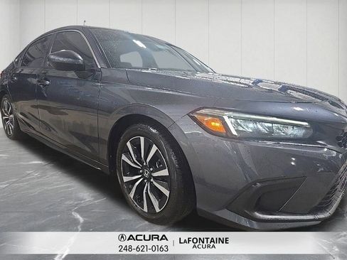 Used 2023 Honda Civic EX-L image 3