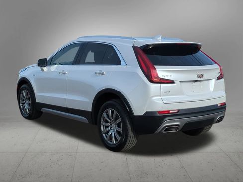 Used 2021 Cadillac XT4 Premium Luxury w/ Cold Weather Package image 4