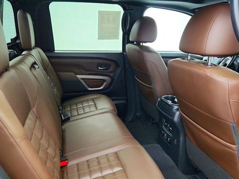 Used 2022 Nissan Titan Platinum Reserve w/ Moonroof Package image 21