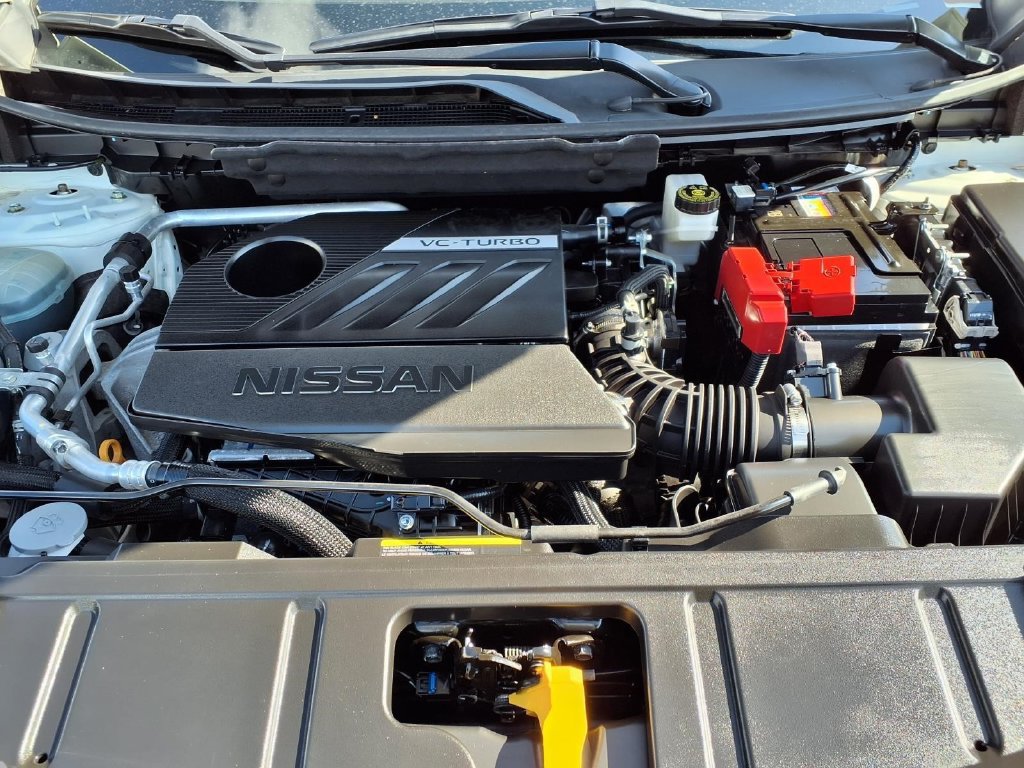 Used 2023 Nissan Rogue SV w/ SV Premium B Package AWD/4WD image 3