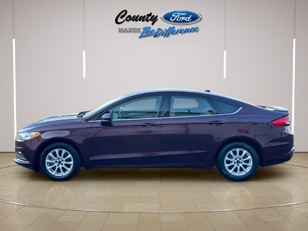 Used 2017 Ford Fusion S FWD image 3