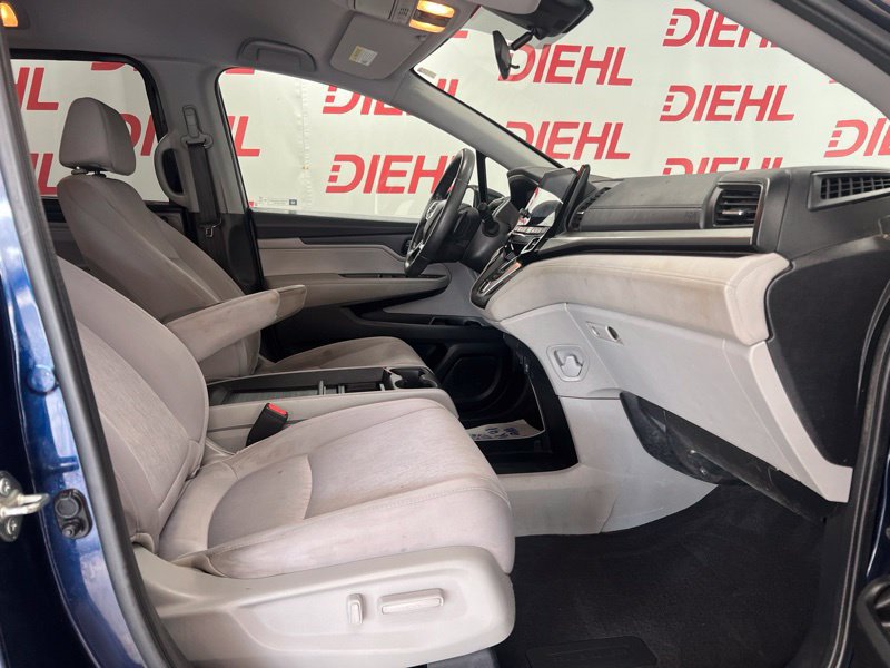 Used 2018 Honda Odyssey EX image 12