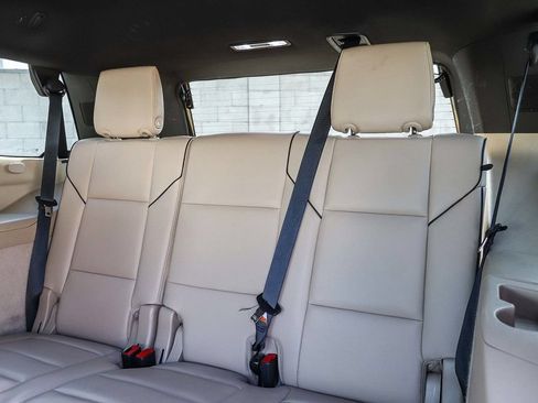 Used 2023 Cadillac Escalade Premium Luxury w/ Performance Package AWD/4WD image 21