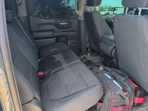 Used 2021 Chevrolet Silverado 1500 Custom Trail Boss AWD/4WD image 11