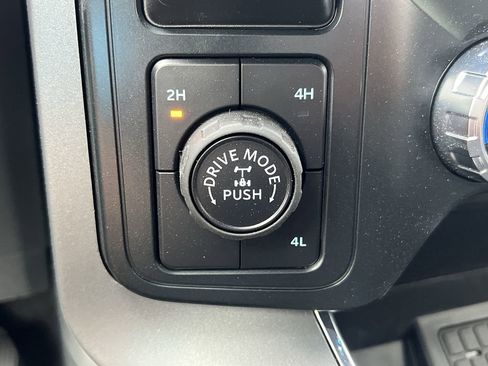 New 2025 Ford F150 XLT w/ Equipment Group 303A High image 28