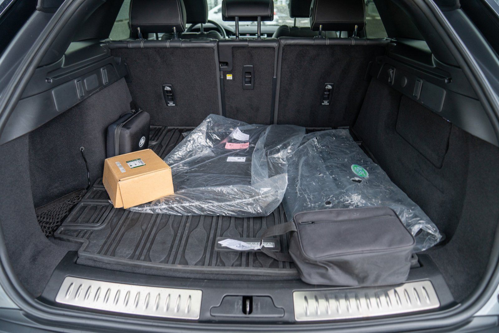 Used 2022 Land Rover Range Rover Velar R-Dynamic S AWD/4WD image 26