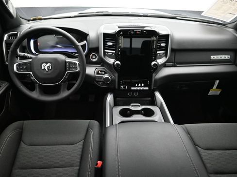 Used 2025 RAM 1500 Big Horn RWD image 15