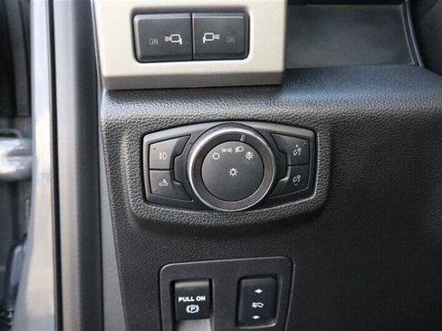 Used 2018 Ford F150 Lariat w/ Equipment Group 501A Mid AWD/4WD image 21