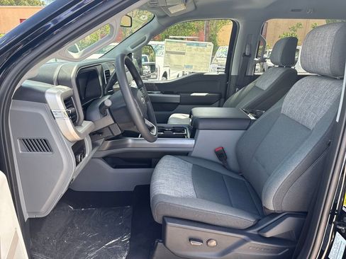 New 2026 Ford F250 XLT w/ XLT Premium Package image 21