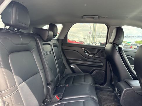 Used 2022 Lincoln Corsair FWD image 16