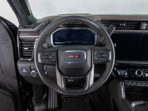 Used 2024 GMC Sierra 3500 AT4 w/ AT4 Premium Plus Package image 29