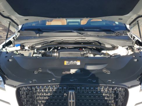 Certified 2023 Lincoln Aviator Black Label image 8