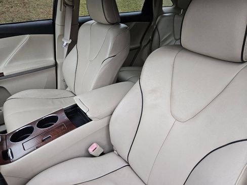 Used 2009 Toyota Venza AWD image 11