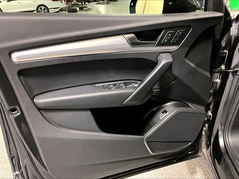 Used 2020 Audi Q5 2.0T Premium image 19