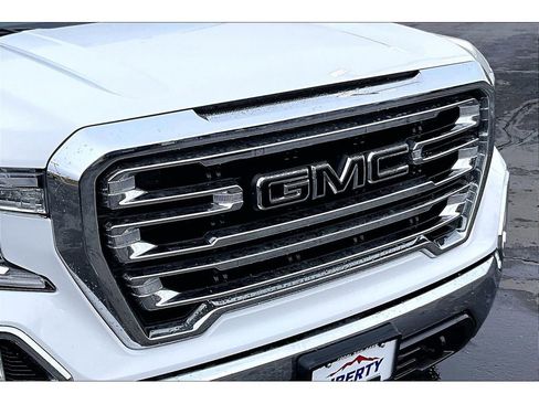 Used 2019 GMC Sierra 1500 SLT w/ X31 Off-Road Package image 33