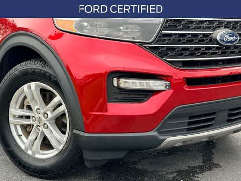 Certified 2022 Ford Explorer XLT w/ Equipment Group 202A RWD image 3