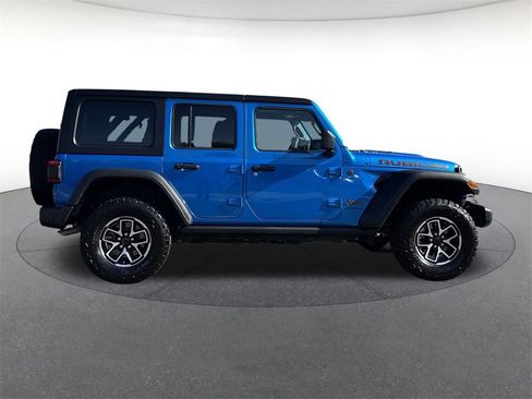 Used 2025 Jeep Wrangler Unlimited Rubicon image 6