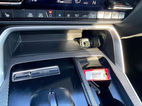 Used 2024 MAZDA CX-90 3.3 Turbo w/ Preferred Plus image 28