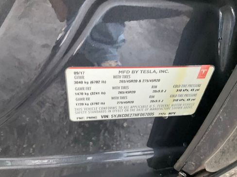 Used 2017 Tesla Model X 75D image 21