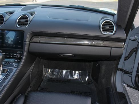 Used 2025 Porsche 718 Cayman RWD image 14